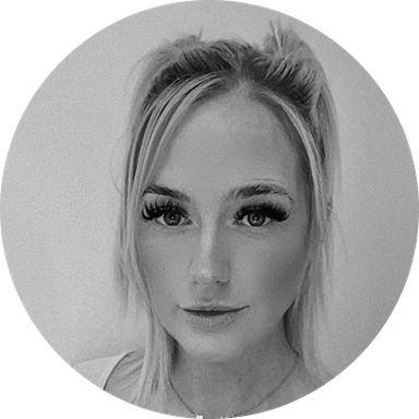 Jade Reynolds headshot